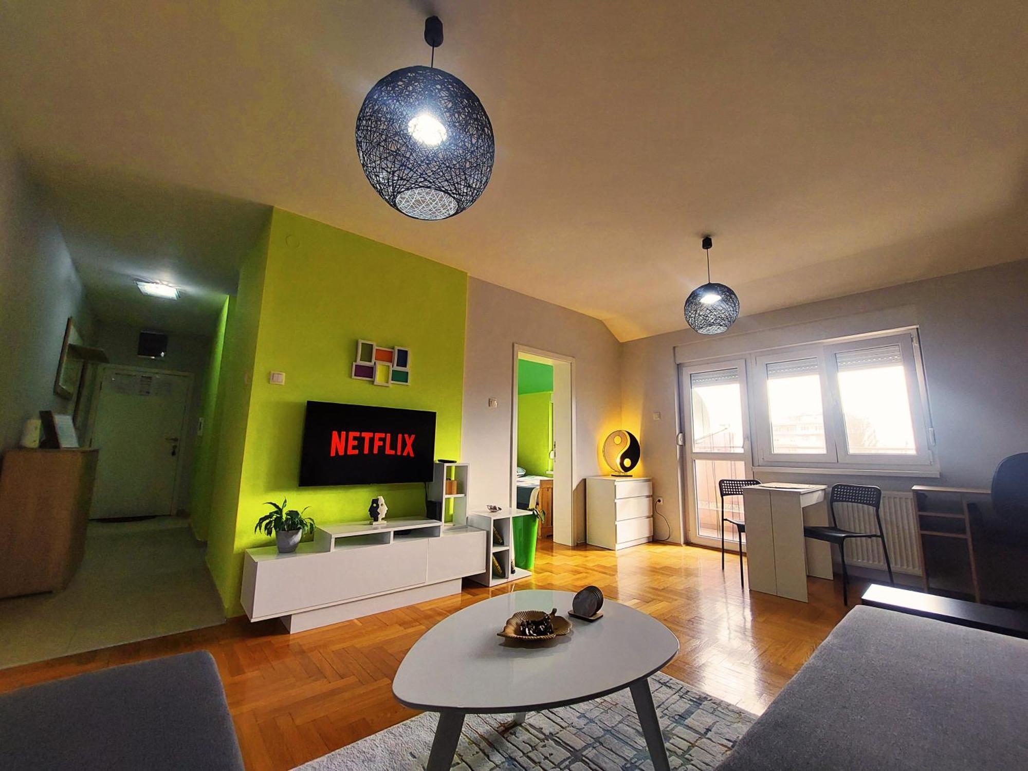 סרמסקה מיטרוביקה Xo Apartman מראה חיצוני תמונה